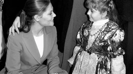 Kronprinsessan Victoria och invandrare från olika länder har alla lika människovärde. Åke Svensson är glad över att den principen segrade i valet på Gotland.