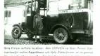 Buss-Berta med sin första buss, en Chevrolet för 14 personer.
Foto: Ingvar Anderssons bildarkiv.