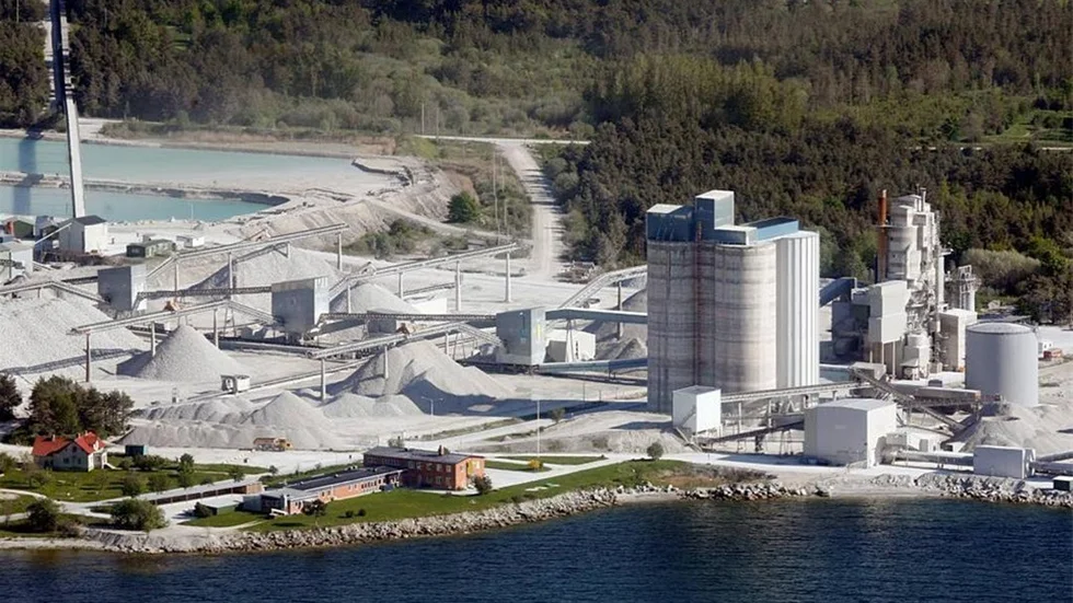 Nordkalk säger upp 53 av sina anställda.