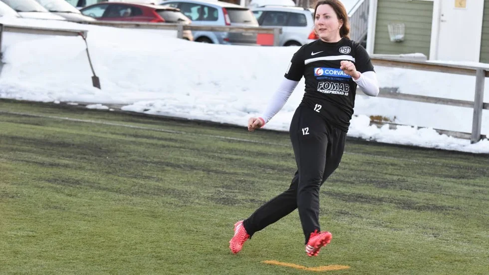 "Jag vill bara spela så mycket som möjligt, och komma igång igen. Det var ju länge sedan jag spelade en hel match", säger Antonia Göransson.