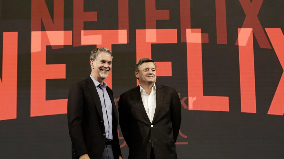 Reed Hastings, till vänster, här med innehållsansvarige Ted Sarandos. Arkivbild.