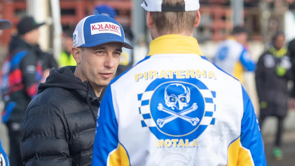 Jakub Jamrog klarade inte smärtan och kom inte till start i polska ligan på söndagen. Nu är han ett osäkert kort i Piraterna inför lagets omstart i Bauhausligan 2 augusti.