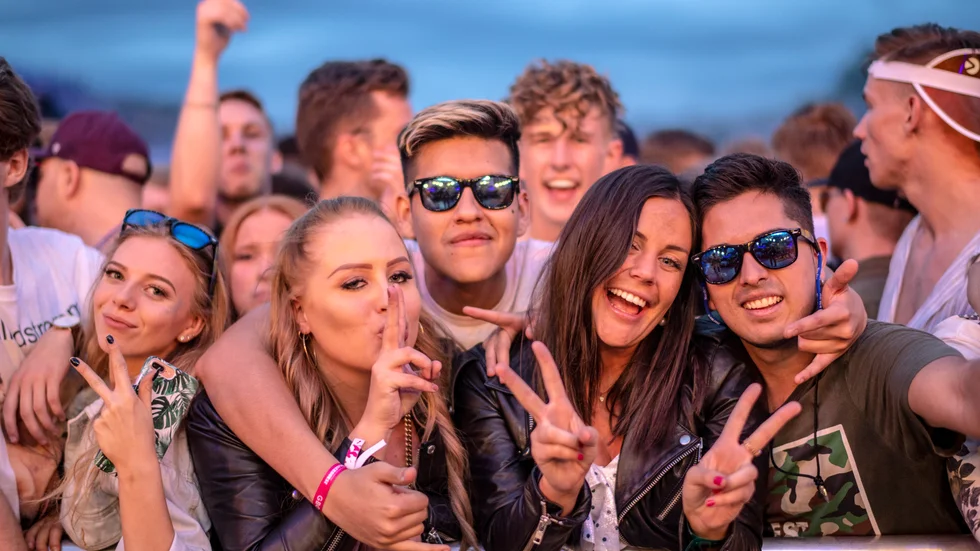 Publik under Tiestos spelning på musikfestivalen Summerburst 2019 på Ullevi.