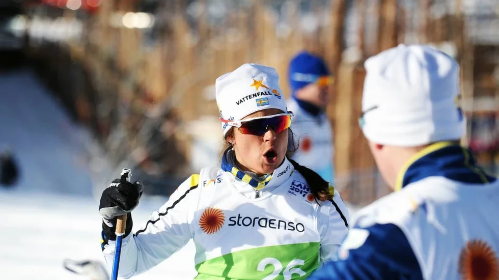 Avslutning. Anna Haag tar sig an Dundret Runt i slutet av säsongen. Sedan väntar schemaledighet.