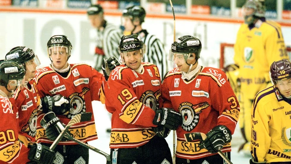Martin Hostak (längst till höger).