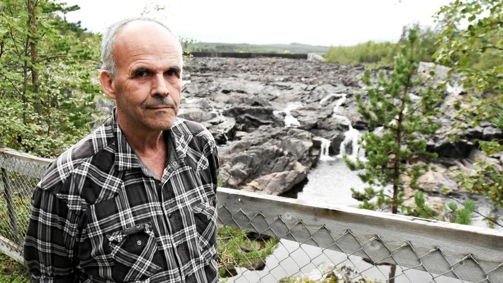 "Jobben ska till Indien". Roland Boman anser att det handlar om ren lönedumpning när Vattenfall flyttar jobb från Jokkmokk.