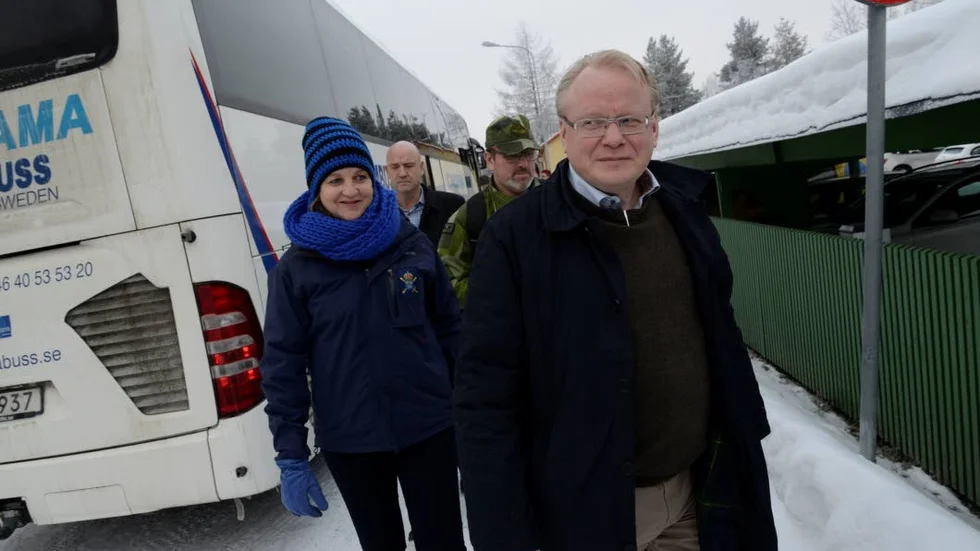 Försvarsminister Peter Hultqvist anlände till Jokkmokk vid 10.30 på fredagen. Han ska delta i seminarium om Arktis.
