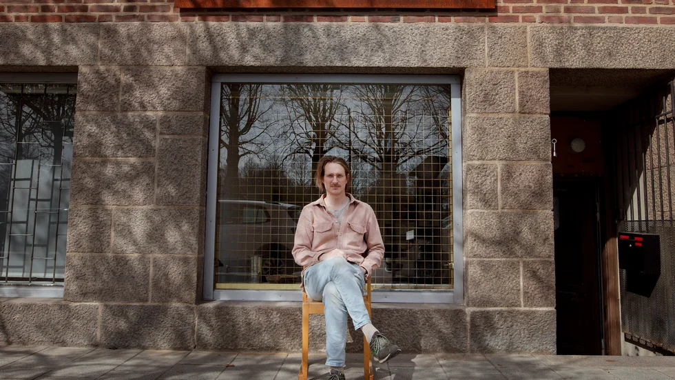 
Nils Petter Löfstedt, dokumentärfilmare från Vadstena:
"På sommaren är det Vättern, att bada i sjön, det är ju fantastiskt! Och Tycklinge, det är så fint också, och Nässjastranden."