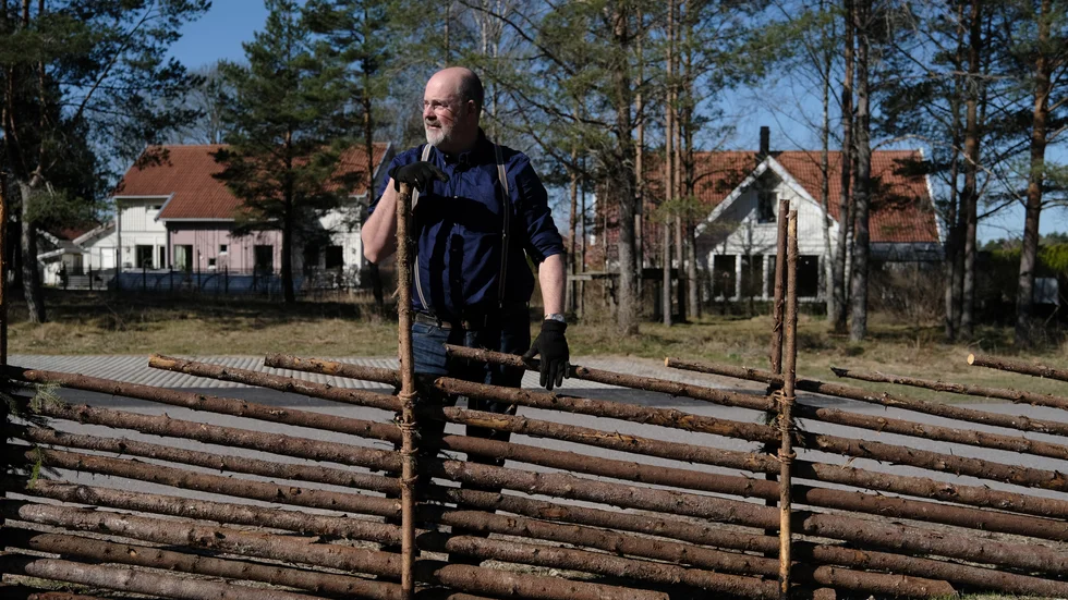 "Skäggiga farbröder som gillar slöjd är the shit" säger Anders om gärdsgårdens uppsving. 