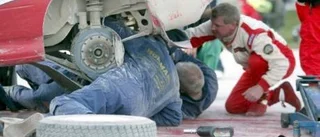 Här försvinner rallyfavoriten