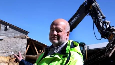 Nöjd. Bert Asplund konstaterar att saneringar av miljögifter nu genomförts på tre olika platser på ön.
