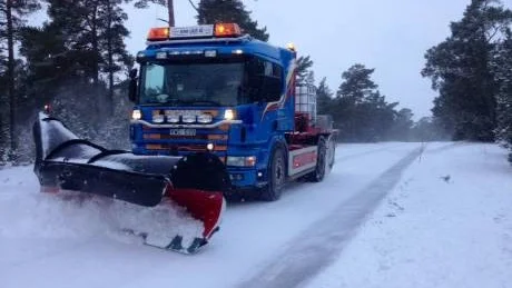 Dalhemsvägen, fredag förmiddag.