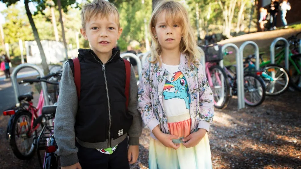 Ludvig Petersson och Stella Petersson har mycket pirr i magen inför den första skoldagen.