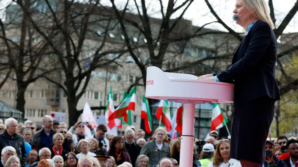 Magdalena Andersson tog till orda på Norra Bantorget i Stockholm. Först pandemi, sedan krig. Hon har haft det tufft på jobbet. Samtidigt som hon vunnit respekt i väljarkåren