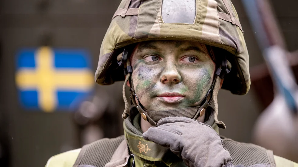 Mycket har skett på det försvarspolitiska området. För bara tio, femton år sedan var det nedrustning som var på tapeten. Nu är det tvärtom.