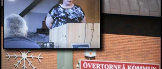Kvinnlig politiker: Vi blev kallade ”bitterfittor" på fullmäktige • Manlig ledamot förnekar: "Sandlådenivå"