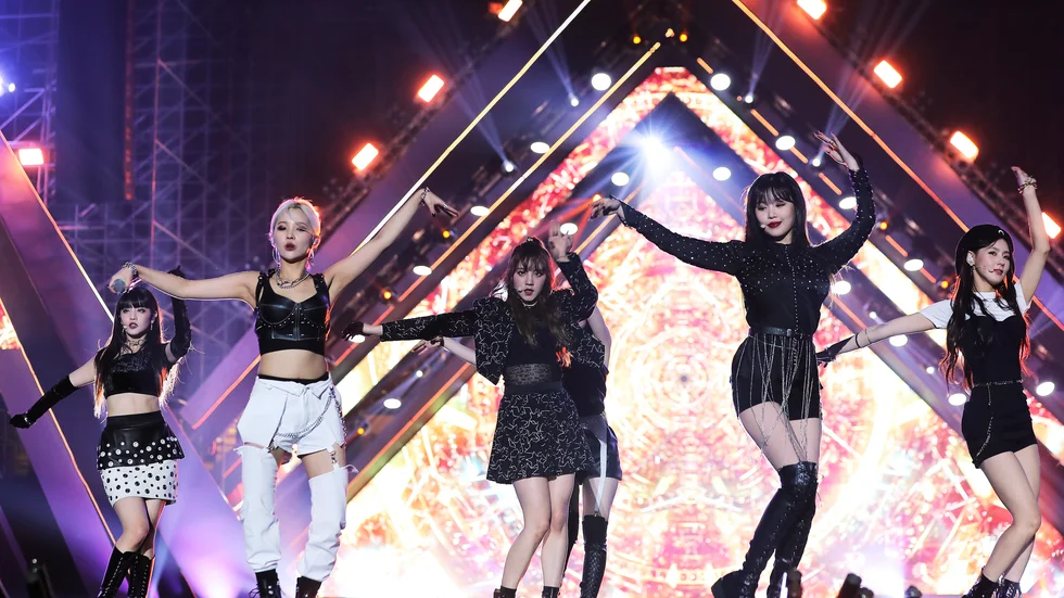 Det blir mindre snabb K-pop på gymmen i Seoul under de nya restriktionerna. På bilden gruppen (G)I-DLE. Arkivbild.