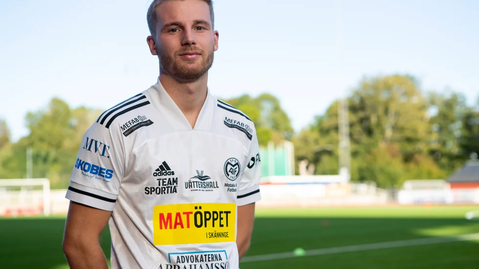 Studier i Linköping lockade Lukas Eek till Östergötland. Då menar han att spel i Motala AIF var det perfekta valet.