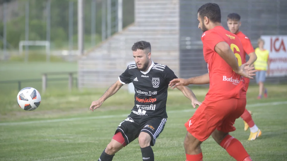 TVSK krossades under söndagen när Motala vann med hela 7-0. Målvakten Hampus Elgán blev utvisad i samband med 3-0 målet.