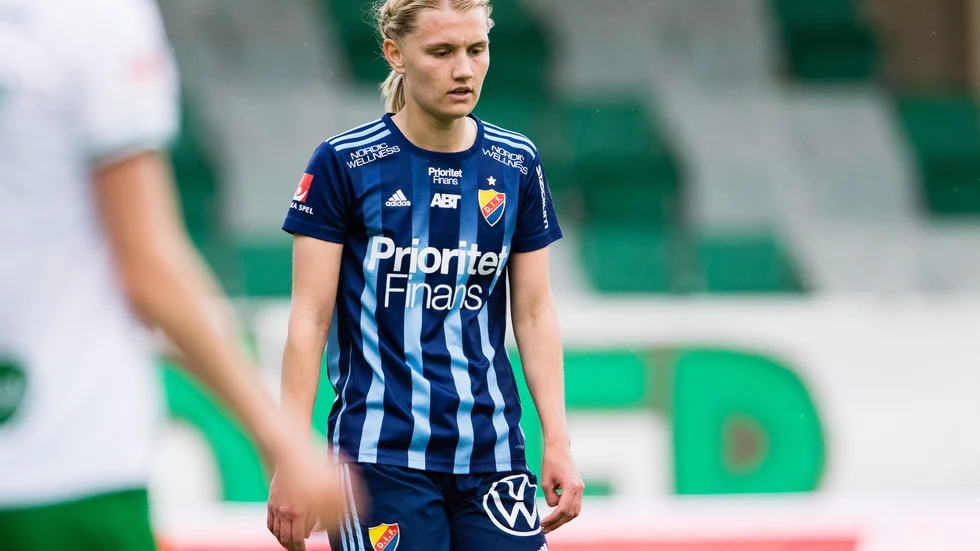 Sara Olai gjorde mål mot sin tidigare klubb Linköping under söndagen. Hennes Djurgården fick en poäng med sig från matchen.