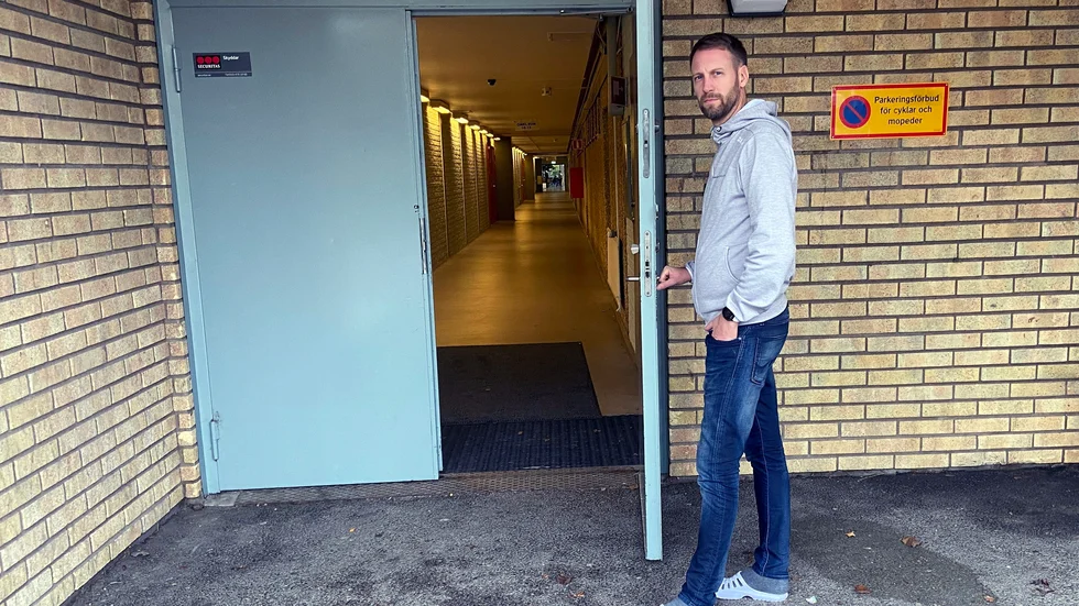 Sven Montélius vid godsmottagningen i Duveholmshallen som ska bli ny entré.