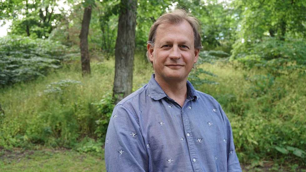 Genom att sluta med kalhyggen och införa ett hållbart skogsbruk kan Kalmar län bli en förebild för framtidens sätt att bruka skogen, skriver Carl Schlyter, kampanjledare på Greenpeace.