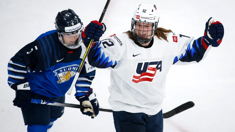 Jenni Hiirikoski och Finland förlorade semifinalen mot USA natten mot tisdag.
