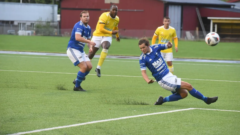 Ludvig Forsman gjorde ett av IFK Motalas mål i bortamatchen mot Sturefors. 