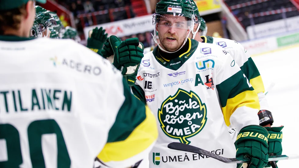 Alexander Wiklund gör sin fjärde säsong i Björklöven och har öppnat säsongen strålande.
