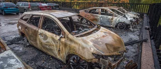 TV: Se förödelsen efter garagebranden