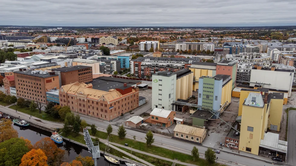 Trots prisfall, rekordstort utbud av bostäder och ett tuffare ekonomiska tider så är panikförsäljningarna få i Uppsala. Det uppger mäklare som tidningen pratat med.