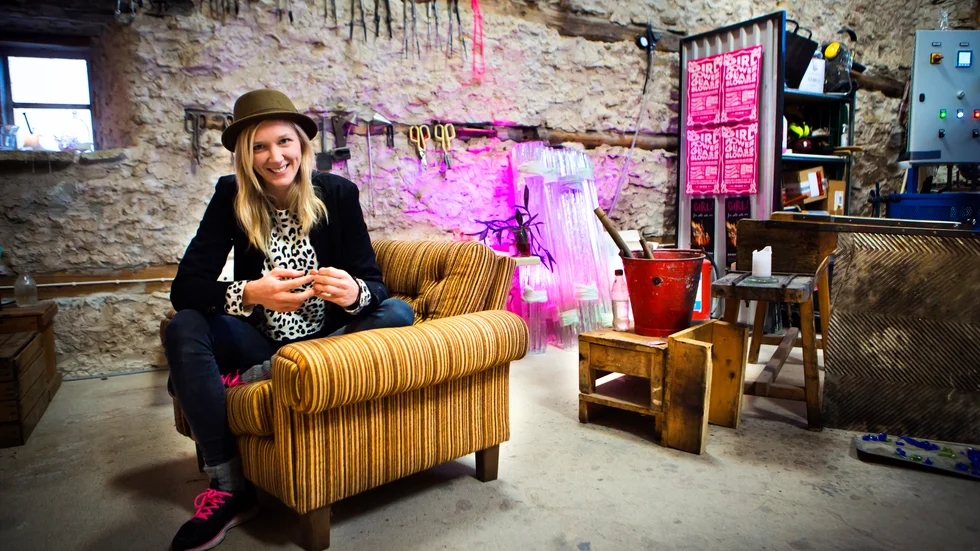 Jennie Olofsson och hennes studio Big Pink kommer att leverera glas till restaurangen Frantzén i Stockholm, enligt Guide Michelin Sveriges bästa restaurang. 
