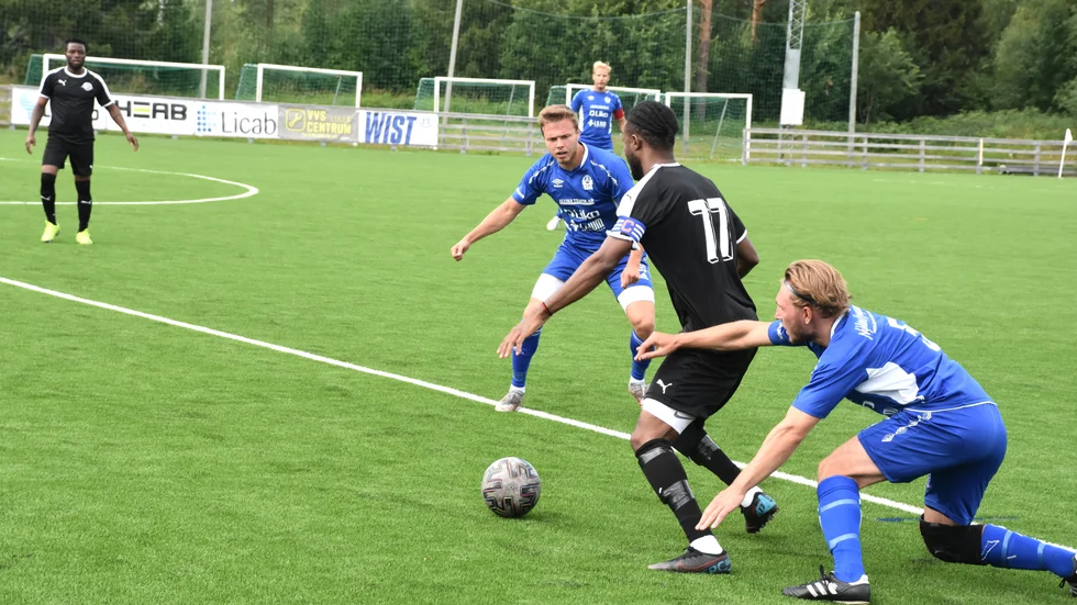 Lycksele riskerar poängavdrag i division 3 efter att ha använt en redan registrerad spelare. 