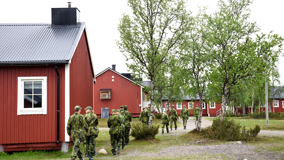 Totalt finns det 49 värnpliktiga i Lapplandsjägargruppen ute vid Kalixfors skjutfält, cirka en mil från Kiruna. Här finns också cirka 25 anställda. 