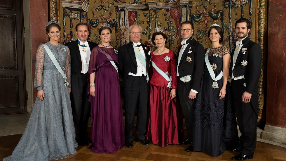 Kungafamiljen i all sin prakt.