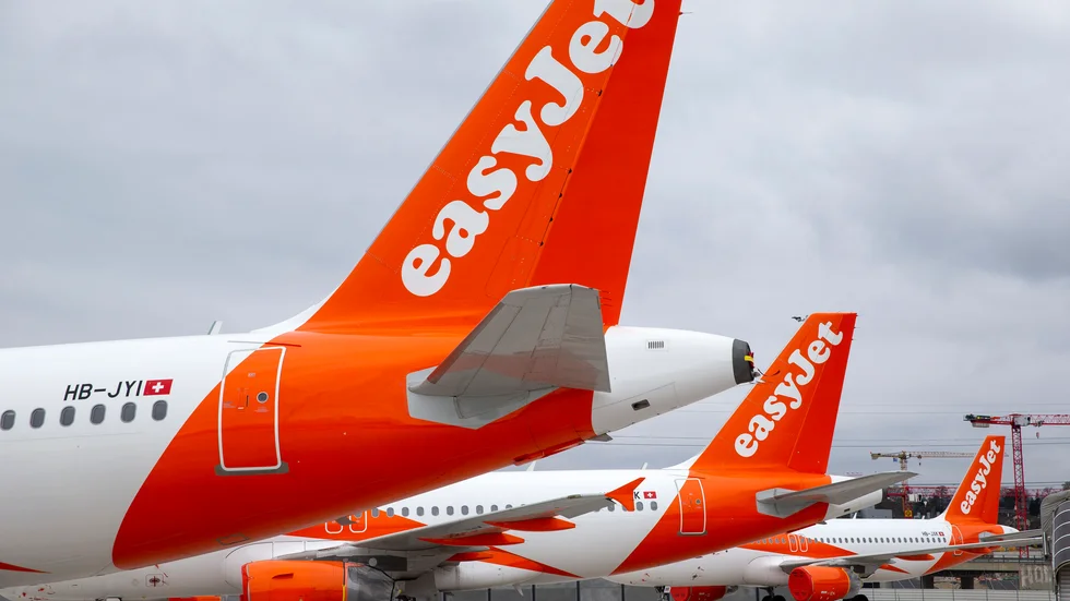 Det brittiska lågprisflygbolaget Easyjets aktie faller hårt efter en varning från den brittiska regeringen för att boka utlandsresor. Arkivbild.