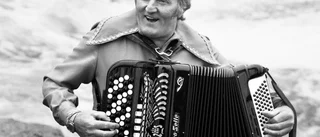 Thomas Deutgen minns "Pajala-Hasse". "En av de största dragspelsikonerna"