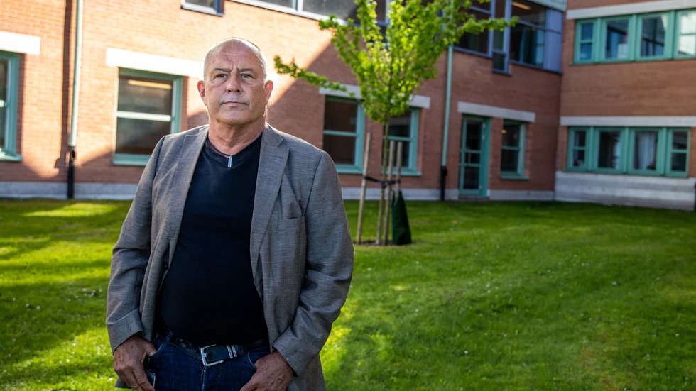 Mats-Ola Rödén (L) föreslår för hälso- och sjukvårdsnämnden att en utredning bör göras över situationen på labbet på sjukhuset.