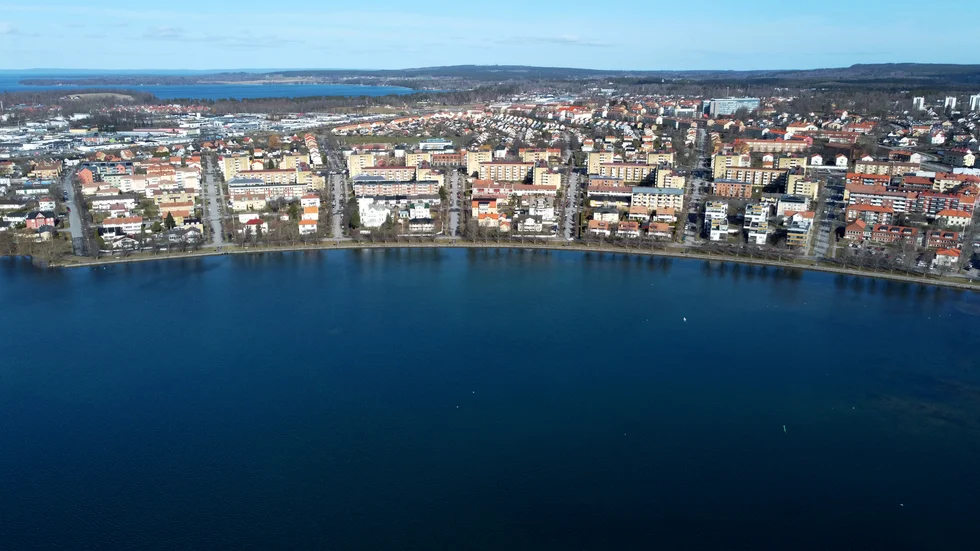 Budgivningarna har dragit iväg över utgångspriset.