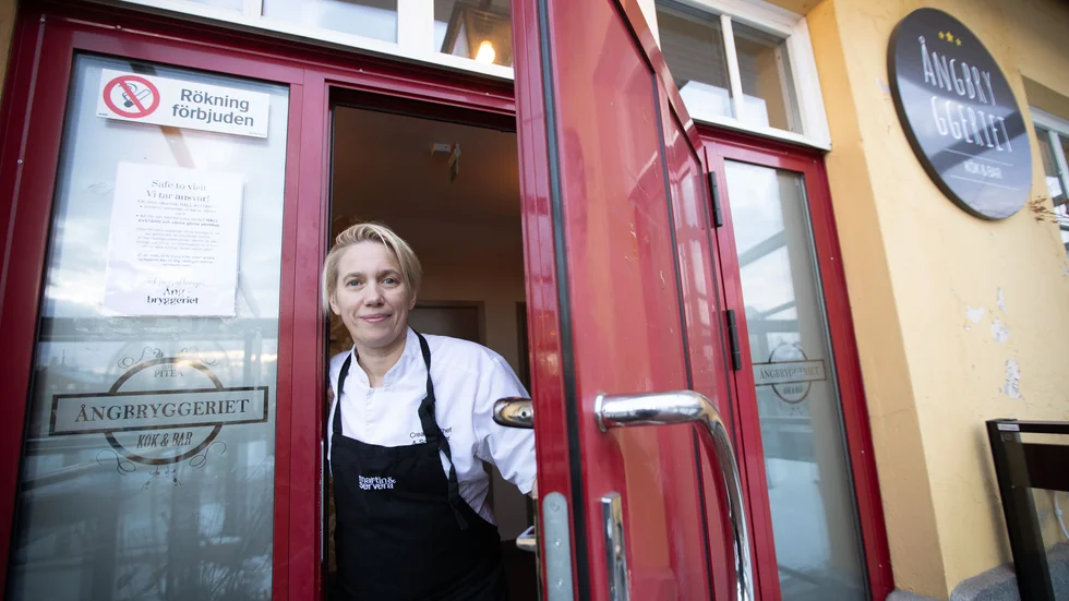 Mari Wigren driver både Ångbryggeriet i Piteå och Arkipelag i Luleå. När restriktionerna släpptes märkte hon av fler helgbokningar och att företag bokade in de företagsmiddagar som de avbokade i december.