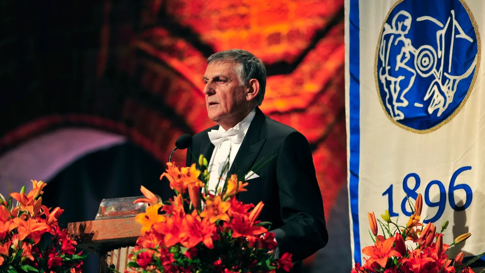 Nobelpristagaren Dan Shechtmans forskning mötte länge misstro ochförlöjliganden, skriver skriver Björn Westerstrand.
