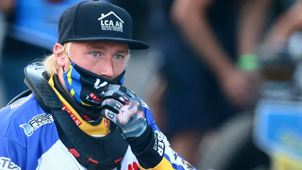 Rasmus Broberg står för att han har gjort fel. Men han har också en förklaring till varför han gjorde de val han gjorde. 