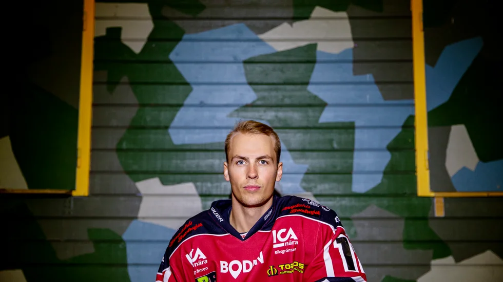 Elias Edström är en av Boden Hockeys stora prestigevärvningar inför säsongen – en center som har levererat över en poäng per match i serien.