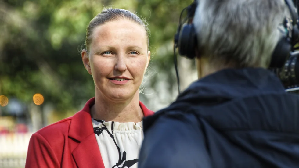 "Jag arbetar medvetet för att sänka konfliktnivån", säger kommunalrådet Carina Sammeli (S) i ett samtal med NSD:s politiske chefredaktör Olov Abrahamsson.