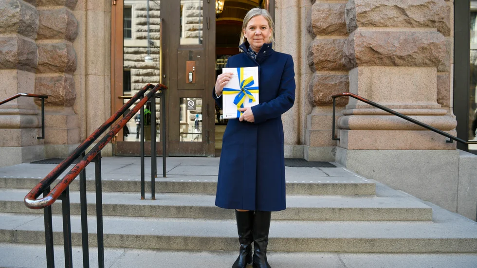 Finansminister Magdalena Andersson (S), med vårbudgeten i april 2021.