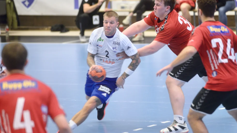 Simon Skuthälla var just en så målmässigt bärande spelare som han måste vara om IFK Nyköping ska skrälla i svåra bortamatcher som den i Boden.