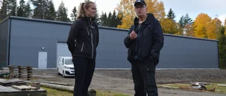 Snart står den klar – inomhushallen för hundar – projektledaren: ”Hundintresserad ungdom kommer att ha en gräddfil” 