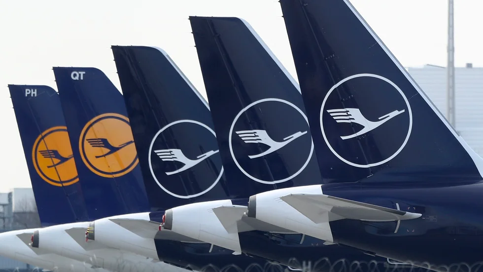 Många passagerare har kommit i kläm då flygen blev kvar på marken under pandemin. Arkivbild.