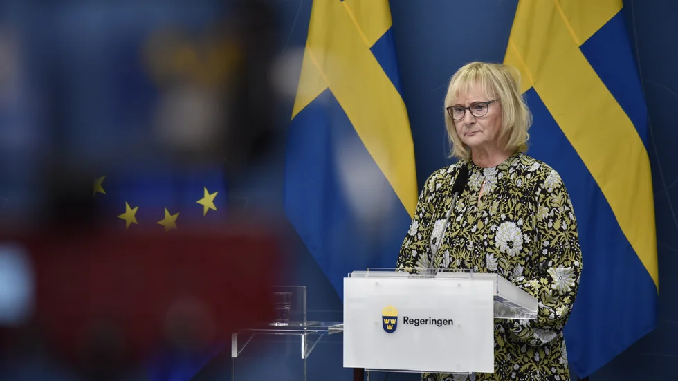 29 färre jobb än väntat levererar regeringen och civilministern Lena Micko i Kirunapaketet. "Det här är sista delen i paketet. Sen kan de tillkomma andra jobb", säger ministern.