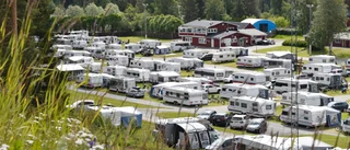 Campingsommaren: Trots vädret – gästerna strömmar in